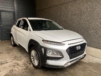 Auto da rottamare Hyundai Kona SUV 2020 1.0 T-GDI 12V SUV  Benzine 998cc 88kW (120pk) FWD 2020/3