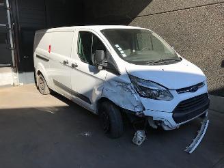 Auto da rottamare Ford Custom Custom Van 2016 2.2 TDCi 16V Bestel  Diesel 2.198cc 92kW (125pk) FWD 2016/5