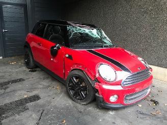 Coche siniestrado Mini Cooper (R56) Hatchback 2006 / 2013 2.0 Cooper D 16V Autom. Hatchback  Diesel 1.995cc 82kW (111pk) FWD 2012/11
