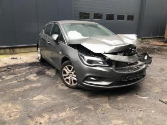 Démontage voiture Opel Astra  2017/6