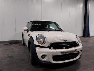 Coche siniestrado Mini One Mini (R56), Hatchback, 2006 / 2013 1.6 Cooper D 16V 2010/6