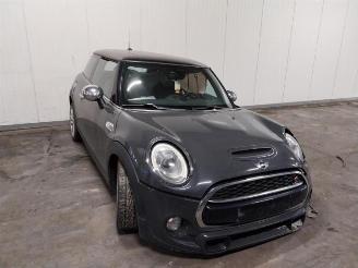 Sloopauto Mini Cooper S Mini (F56), Hatchback 3-drs, 2013 2.0 16V Cooper S 2015/4