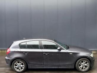 BMW 1-serie 1 serie (E87/87N), Hatchback 5-drs, 2003 / 2012 120i 16V picture 6