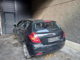 demontáž osobní automobily Kia Cee d Cee'd (EDB5), Hatchback 5-drs, 2006 / 2012 1.4 CVVT 16V 2008/2