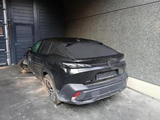  Peugeot 408 408, Liftback, 2022 1.6 16V HYbrid 180 2024/3