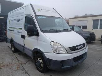 Salvage car Iveco Daily New Daily IV, Van, 2006 / 2011 35C14V, 35C14V/P, 35S14V, 35S14V/P 2011/5