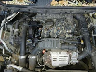 Peugeot 308 308 SW (L4/L9/LC/LJ/LR), Combi 5-drs, 2014 / 2021 1.2 12V e-THP PureTech 110 picture 17