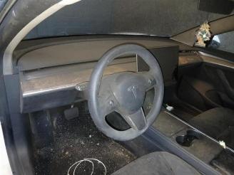 Tesla Model 3 Model 3, Sedan, 2017 Long Range AWD 75 kWh picture 10