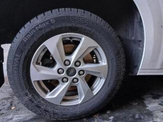 Ford Transit  picture 8