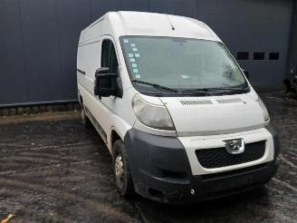 Vrakbiler auto Peugeot Boxer Boxer (U9), Van, 2006 2.2 HDi 130 Euro 5 2012/10