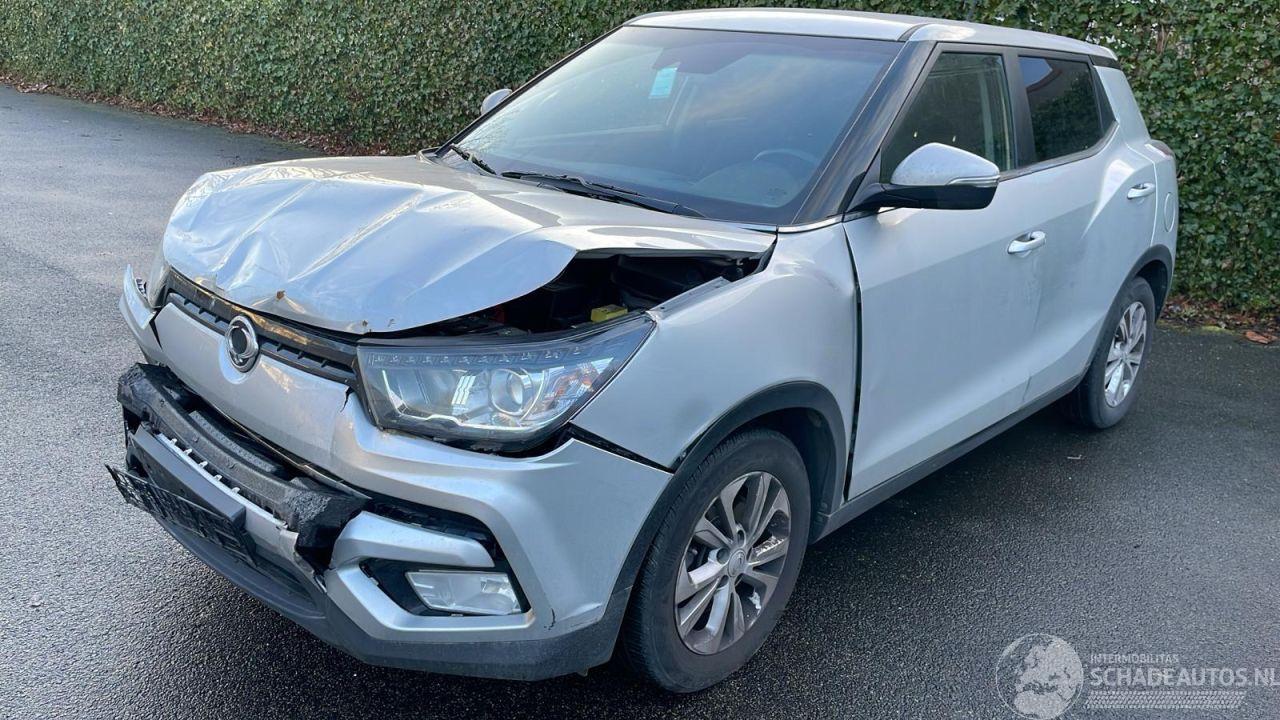 Ssang yong Tivoli 