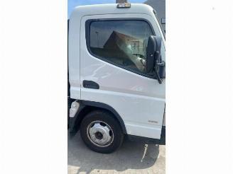 Mitsubishi Canter  picture 4