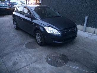 Sloopauto Kia Cee d 1400 benzine 2009/1