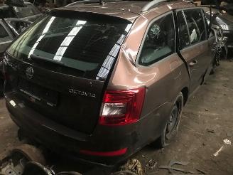 Sloopauto Skoda Octavia DIESEL-1600CC 2016/1