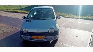 Salvage car Renault Twingo Twingo (C06), Hatchback 3-drs, 1993 / 2007 1.2 16V 2001/5
