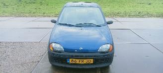 Schadeauto Fiat Seicento  2000/5
