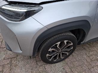 Toyota Yaris Cross yaris cross 2024 hybride INCL BTW/VAT Automaat first edition groot navi 12950km airbags ok picture 4