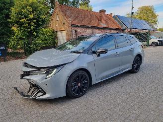 skadebil auto Toyota Corolla 1.8 Hybrid GR Sport Stoelverw Navi 2023/1