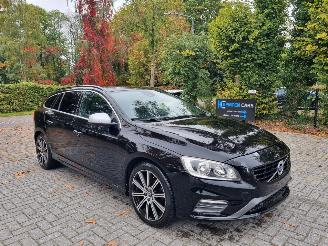 Auto incidentate Volvo V-60 R-Design 2.0d 88KW Navi Stoelverw. 2016/3