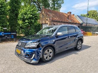 Damaged car Suzuki Vitara 1.4 Boosterjet Hybrid Stoelverw. 2024/4