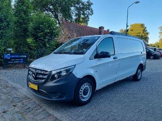 krockskadad bil auto Mercedes Vito 116 CDI Extra Lang Navi Stoelverw 2023/9