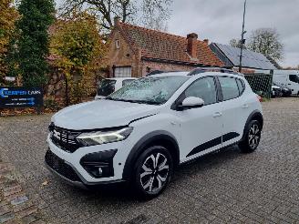 uszkodzony samochody osobowe Dacia Sandero Stepway 1.0 TCE Navi Airco Camera 2024/7