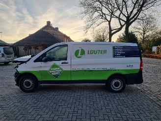 Vaurioauto  passenger cars Mercedes Vito 114 CDI Aut. Navi Clima 2024/12