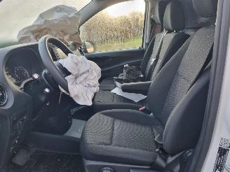 Mercedes Vito 114 CDI Aut. Navi Clima picture 15
