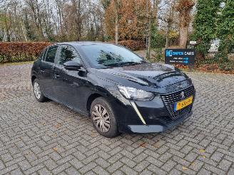 krockskadad bil auto Peugeot 208 PureTech 75 Navi Airco 2023/6