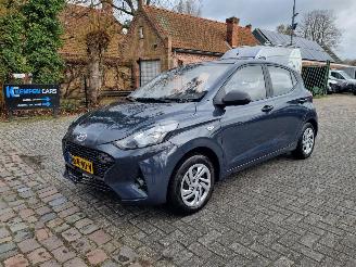 uszkodzony samochody osobowe Hyundai I-10 1.0 Comfort Airco Navi Camera 2025/3