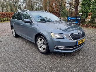 skadebil auto Skoda Octavia 1.6 TDI Navi Stoelverw. 2018/6