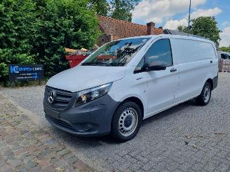 damaged commercial vehicles Mercedes eVito 112 66KW L2 Airco Navi Camera 2023/10