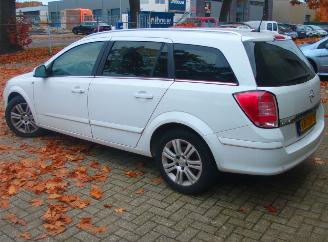 Opel Astra  picture 4