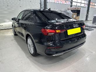 Audi A3 1.5 35 TFSI S-LINE LEDER/NAVI/CAMERA//ASSIST/LED MATRIX/ VOL SCHADEVRIJ picture 4