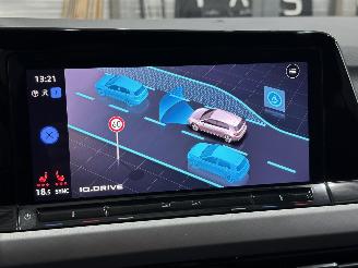 Volkswagen Golf TSI R-LINE DSG IQ LED / BLIND SPOT / CAMERA / STUURVERW VOL! picture 17