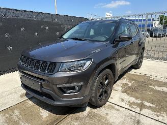 Voiture accidenté Jeep Compass 1.4 MULTI-AIR | NAVIGATIE | APPCONNECT | CAMERA | LANE ASSIST 2018/12