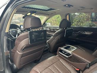 BMW 7-serie 740 LWB i-Performance / Full Options picture 16