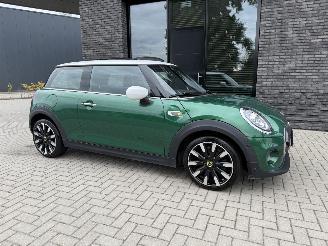 Schadeauto Mini Cooper S Electric 184PK Aut. PANO FULL OPTIONS! 2020/8
