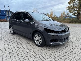 Volkswagen Touran FACELIFT 1.5 TSI 150PK DSG7 Highline 7-Personen picture 7