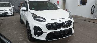 krockskadad bil auto Kia Sportage GT line 2.0-Hybrid/Diesel MHEV Automaat 4WD Leder JBL full-Led Blindspot Keyless entry Elektrische achterklep 19-inch Velgen 2019/12
