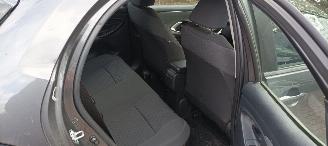 Toyota Yaris 1.5-Hybrid Full-Led Navi Climatecontrol CruiseControl Stoelverwarming Lichtautomaat Achteruitrijcamera Keyless entry armsteun picture 15