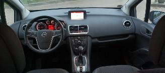 Opel Meriva 1.4-Turbo 140pk Automatik Innovation uitvoering Navi Climatecontrol CruiseControl Stoelverwarming stuurwiel met verwarming trekhaak Achteruitrijcamera privacy glas Mistlampen Led-Dagrijverlichting picture 24