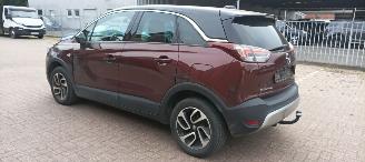 Opel Crossland Bj: 4-2018 1.2 Benzine Automaat Navigatie Stoelverwarming Stuurwiel met verwarming Led-Koplampen Led-Achterlichten Trekhaak picture 4