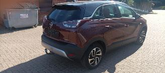 Opel Crossland Bj:04-2018 Innovation 1.2-T Automatik 110pk Navigation Climatecontrol CruiseControl Leren-bekleding  Stoelverwarming stuurwiel met verwarming Led-Koplampen Led-Achterlichten Trekhaak Mistlampen Parkeersensoren 4xelek ramen Privacyglas picture 4