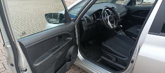 Kia Venga Bj:08-2013 1.6-Automatik 125pk Climatecontrol Stoelverwarming Lichtautomaat Privacyglas armsteun voor en achter Trekhaak Mistlampen Parkeersensoren achter 4xelek ramen Elektrische-spiegels met verwarming Keyless entry picture 11