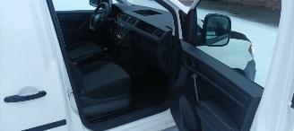 Volkswagen Caddy 2.0-TDI Airconditioning Elektrische ramen Elektrische-spiegels met verwarming Centrale vergrendeling met afstandsbediening Start-Stop picture 15