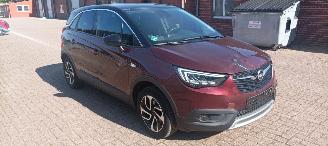  Opel Crossland 1.2-Turbo Automatik Navigatie Climatecontrol CruiseControl Leren-Stuurwiel Regensensor Lichtautomaat Privacyglas Led-Koplampen Half-Leren bekleding Stoelverwarming Trekhaak Mistlampen 2018/4