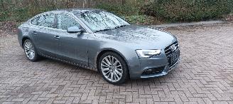 Damaged car Audi A5 Sportback 2.0TDI Automaat Navi Xenon Climatecontrol CruiseControl Stoelverwarming 2016/2