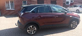 Opel Crossland 1.2-Turbo Automatik Innovation uitvoering Navi Full-Led koplampen Led achterlichten Climatecontrol CruiseControl Leren-Stuurwiel met verwarming Stoelverwarming trekhaak Bi-Color pearl metallic lak picture 3