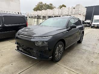 Schadeauto Xpeng G9 RWD LONG RANGE 98 kWh-360 CAMERA- NAVI- LEDER-GLAZENDAK-ACTIERADIUS 570 KM 2024/9